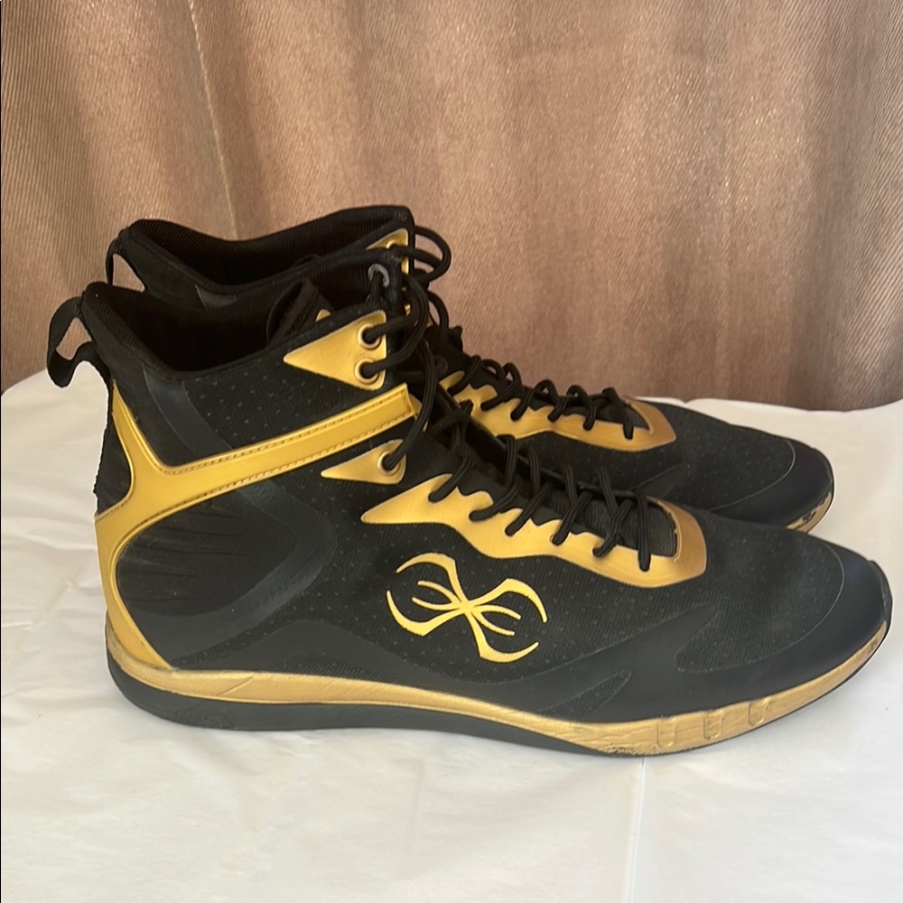 Sting Viper Boxing Shoes 2.0 Men’s Size 12 Black Gold
